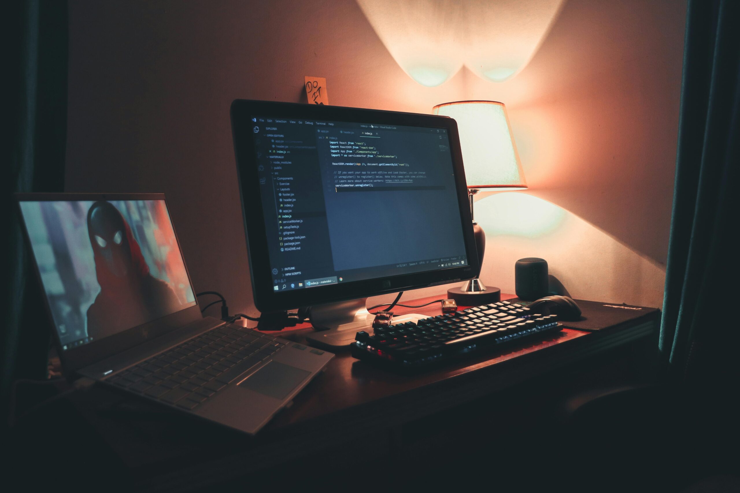 Router WiFi doméstico con luces LED conexión red seguridad hogar